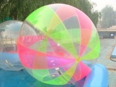 Bola de agua multicolores