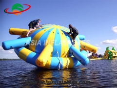Inflable agua saturno