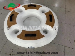 Bar inflable para pasar el rato