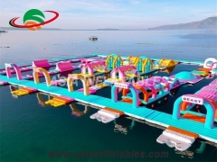 Parque acuático inflable de diversión
