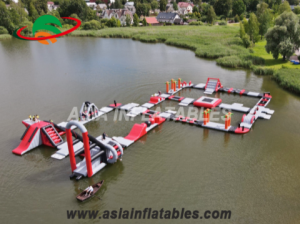 Newest inflatable water park